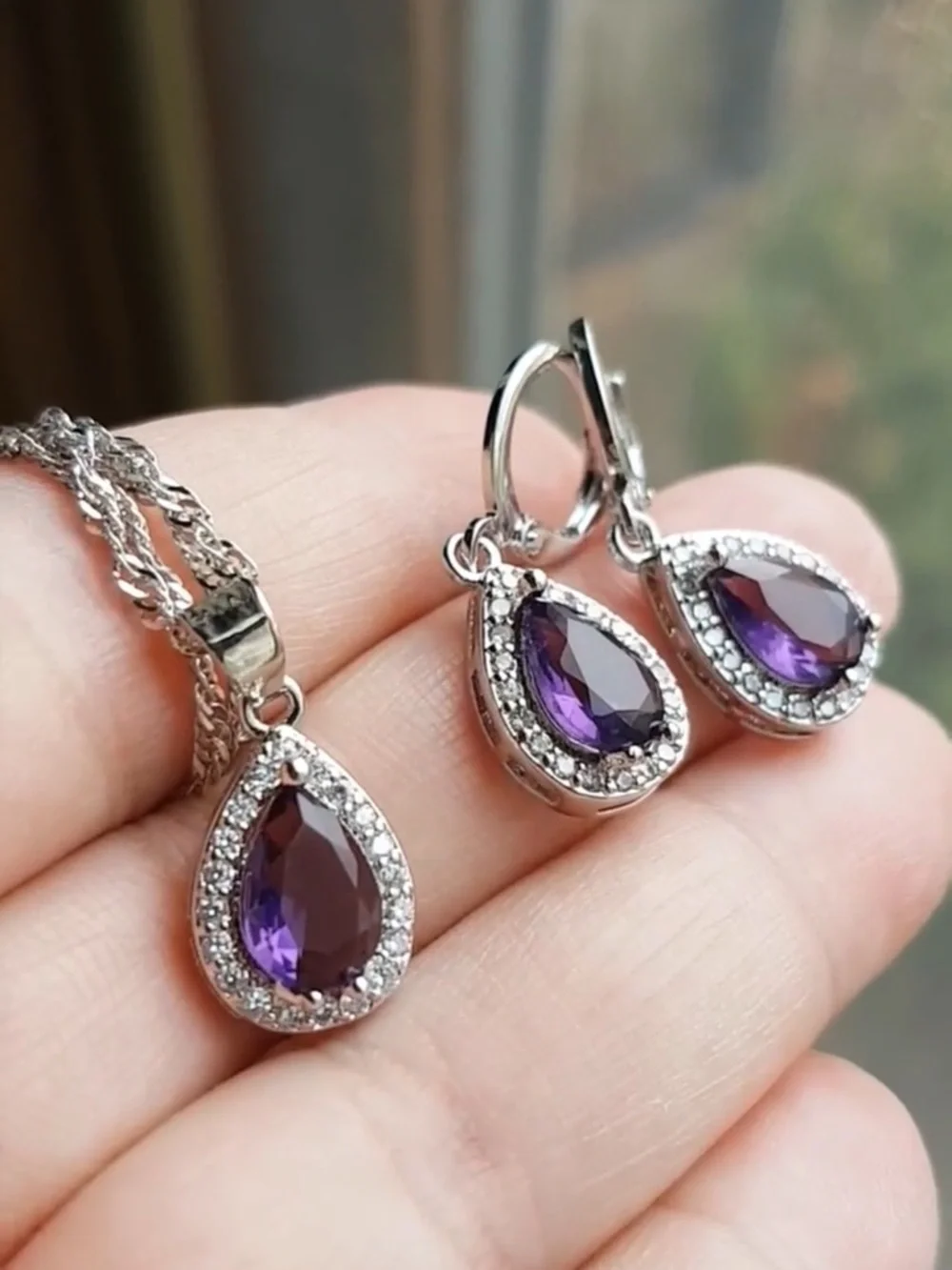 Swarovski Elements Amethyst Purple 925 Sterling Silver Teardrop Earrings NEW